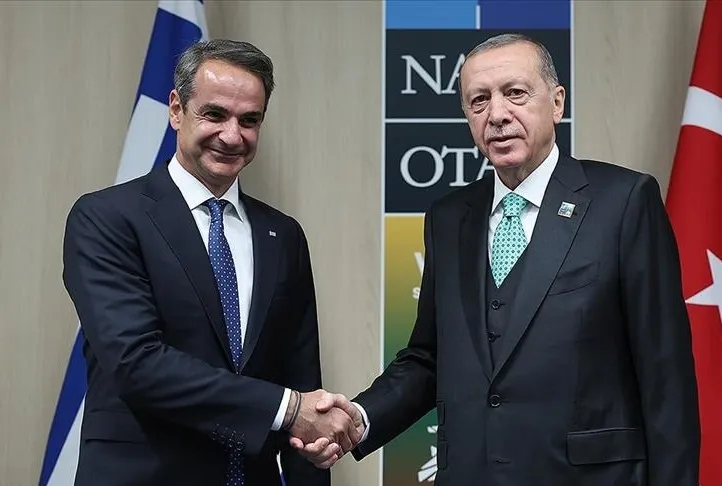 Mutlu yaşlar Komşu!