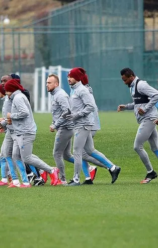 İdmanlar basın ve taraftara kapatıldı