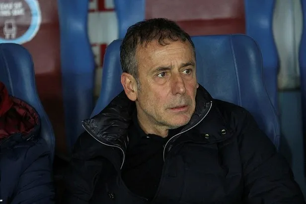 trabzonsporun-teknik-direktoru-abdullah-avci-taraftarlarimiz-mart-ayinda-sampiyon-olamadik-diye-uzulmesin-1650403707316.jpeg Trabzonspor'un teknik direktörü Abdullah Avcı: Taraftarlarımız, mart ayında şampiyon olamadık diye üzülmesin-4