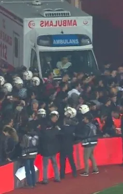 Türkiye Kupası finalinde tribünler karıştı