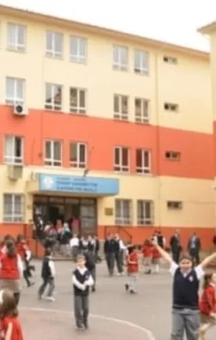 1.dönem ne zaman bitiyor? 15 tatil, sömestr ne zaman? 2021-2022 yılı ilk ara tatili hangi tarihte olacak? MEB takvimi…