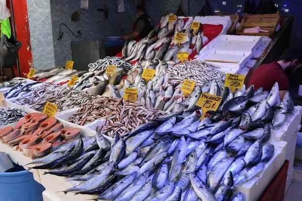 Balıkçılar müjdeyi verdi: Karadeniz efsanesi ‘hamsi’ yüzünü göstermeye başladı-3