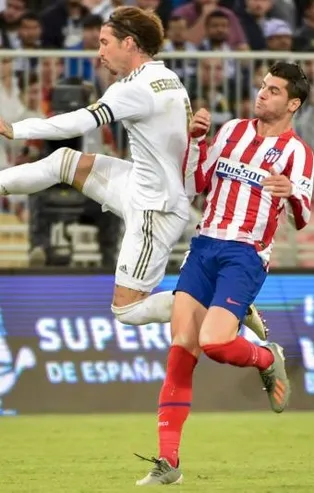 İspanya'da Süper Kupa'nın sahibi Real Madrid! Finalde dikkat çeken Messi detayı