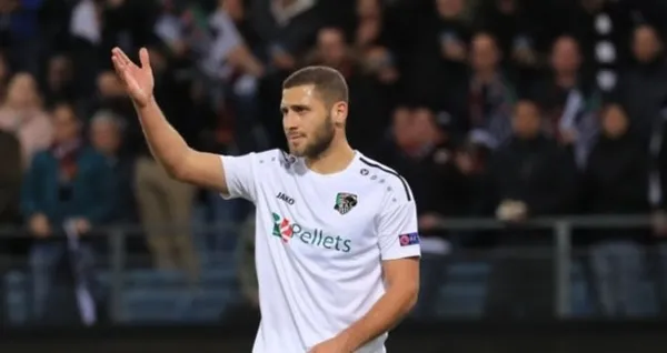 1596265021023.jpg Galatasaray'a gol makinesi! Transfer için kulübüne rest çekti-2