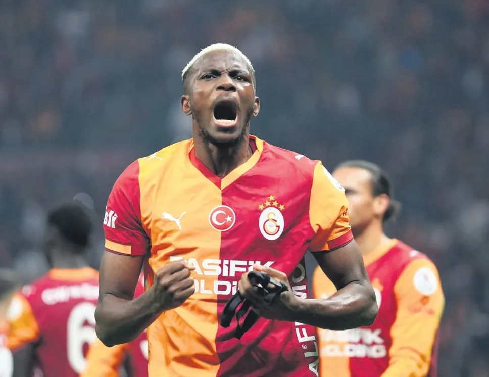 Osimhen Messi’yi yakaladı