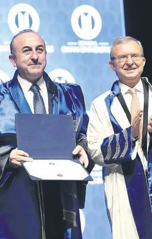 Çavuşoğlu’na fahri doktora
