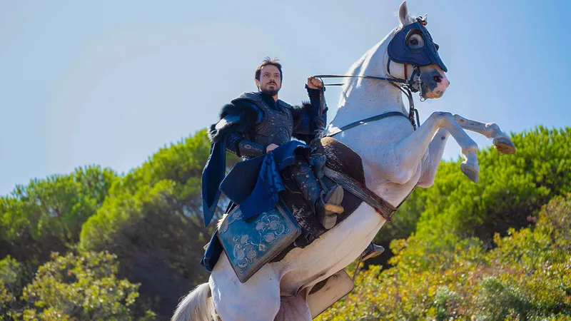 tam-12den-vurdu-kurulus-orhanin-yildizi-mert-yazicioglu-hazirlik-surecini-ilk-kez-paylasti-hem-eglenceli-hem-k-1760511584223.jpg Kaynak: atv