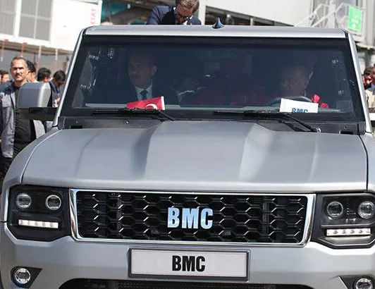 Başkan Erdoğan, yerli pikap aracı kullandı