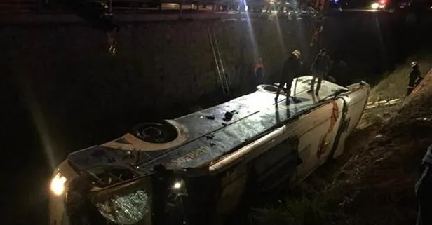 Afyon’da katliam gibi kaza! Yolcu otobüsü devrildi! 8 ölü 28 yaralı