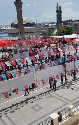 Meral Akşener Sivas'ta da rezil oldu