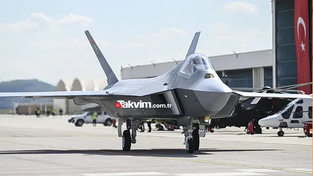 Ne F-22 Raptor ne F-35 yanında halt etmiş! KAANın o özelliği hepsine fark attı! Dünyada bir ilk...