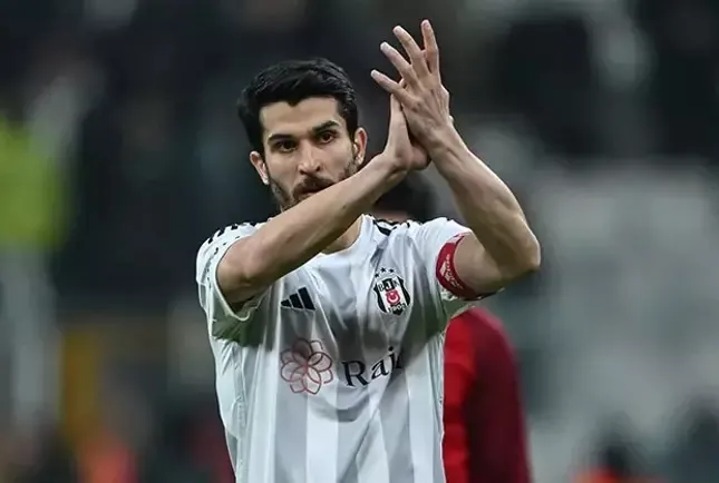 Necip Uysal 9 ay sonra kadroya döndü!