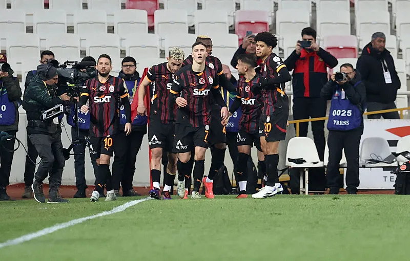 Galatasaray'da büyük şok! Yıldız futbolcu ayrılıyor: İşte yeni takımı - 3