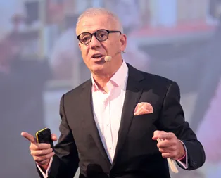 SETAnın raporu sonrası gazeteci kılıklı militanlar niye bu kadar ciyaklıyor?