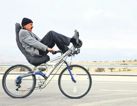 Almanya’dan Elazığ’a ilginç dönüş! Yatarak bisiklet kullanılan tasarladı