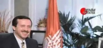 Siirt'te yapılan milletvekili yenileme seçimlerinde üç milletvekilliğini alan, iktidardaki AK Parti'nin Genel Başkanı Recep Tayyip Erdoğan da parlamentoya girdi.