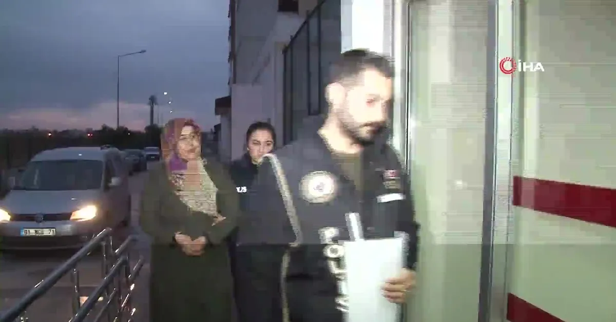 Son dakika: Adana'da FETÖ'ye şafak operasyonu