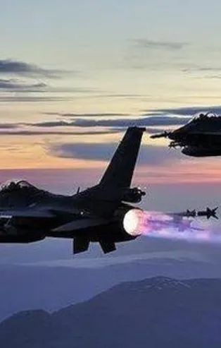 Irak'ın kuzeyine hava harekatı