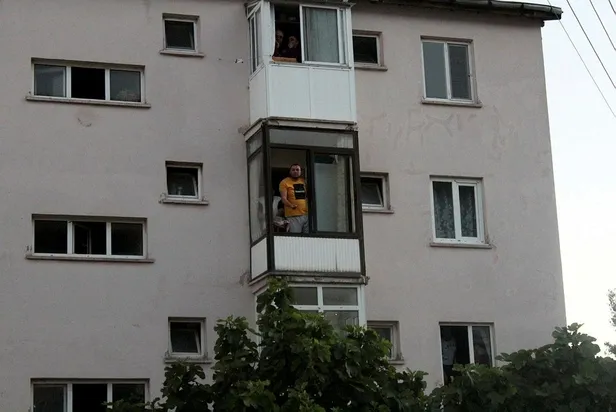 Kaçtığı evin balkonundan polislere böyle seslendi: Hadi gelin de ceza yazın! Yer: Muğla-1