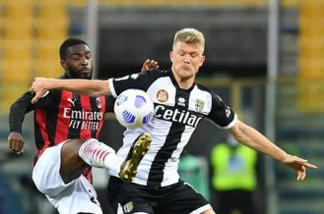 Fenerbahçe'nin Andreas Cornelius transferinde Simon Kjaer detayı: Hiç düşünme!