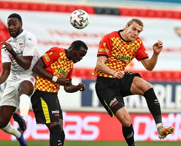 goztepe-3-5-sivasspor-mac-ozeti-1616253424514.jpg