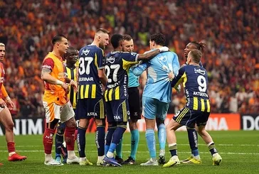 Brezilya’da gündem Ederson! ’Yumruk VAR’