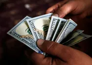 Dolar kuru için tahminler değişti! Yatırımcı dolarda mı kalmalı, TL mevduata mı geçmeli?