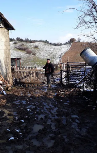 Yaşlı adam, yolunu kaybedince donarak öldü