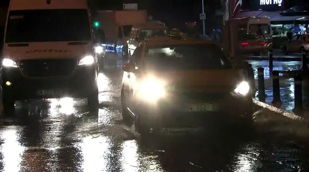 istanbulda-son-durum-yagmur-etkisini-artirdi-istanbul-hava-durumu-1602178239188.jpeg