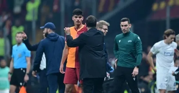 Arda Ünyay 9 dakikada kızardı! Okan Buruk'tan saha kenarında destek