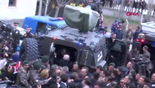 Kılıçdaroğlu bulunduğu evden böyle çıkartıldı