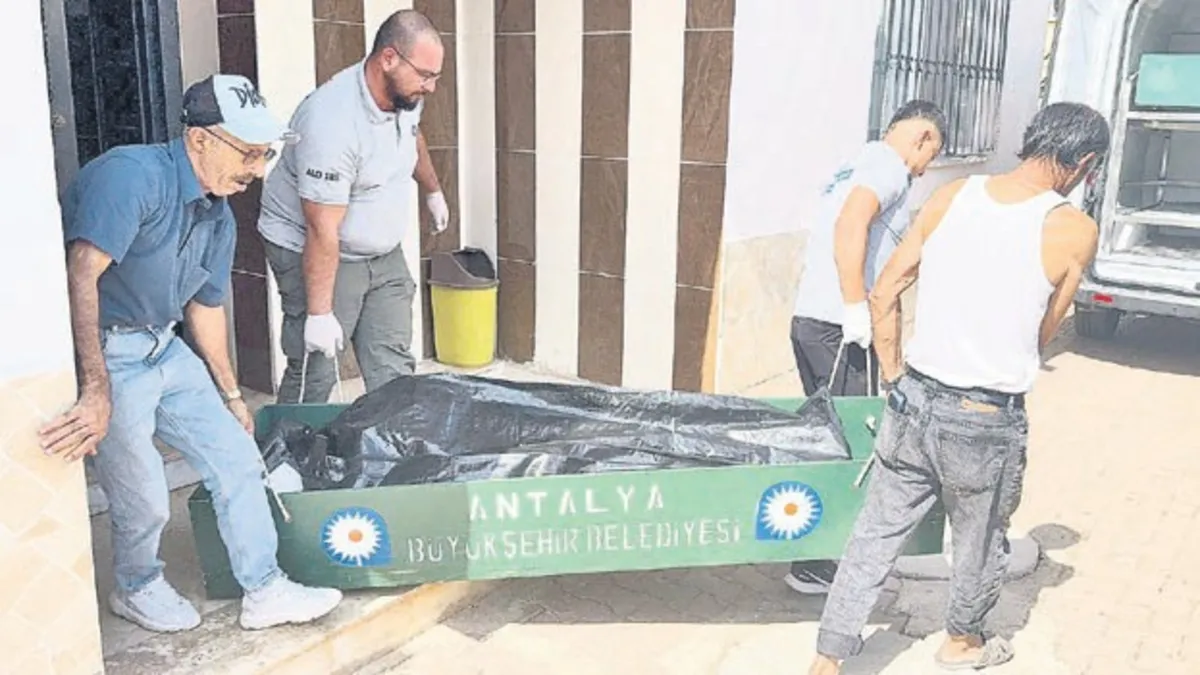Arkadaşının evinde esrarengiz ölüm