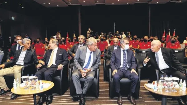 Milli Takım Teknik Direktörü Şenol Güneş: Futbola yeşil kart gelsin-1