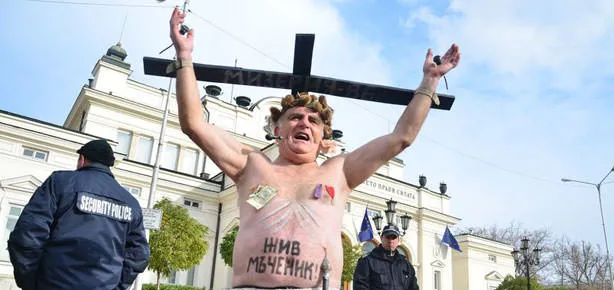 Bulgaristan’da zam protestosu