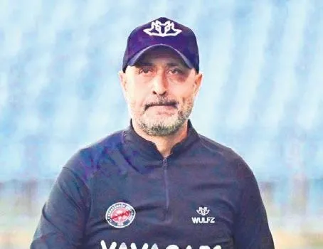 Tarihi tersten yazdı