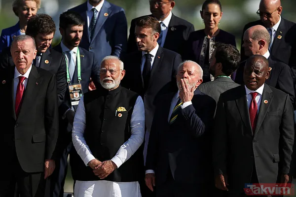 Başkan Recep Tayyip Erdoğan G20 Liderler Zirvesi'nde aile fotoğrafı çekimine katıldı | İşte o renkli kareler... - 16