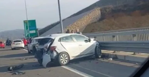 Kuzey Marmara Otoyolunda zincirleme kaza | 8 araç karıştı 4 kişi yaralandı! Kocaeli Valisi Seddar Yavuz’dan uyarı: Lütfen trafik kurallarına uyalım!