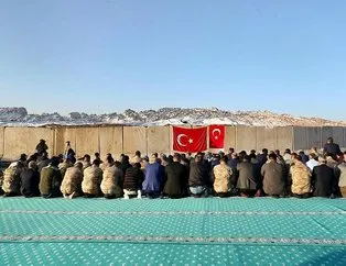 Kato Dağı’nda askerlerden bayram namazı