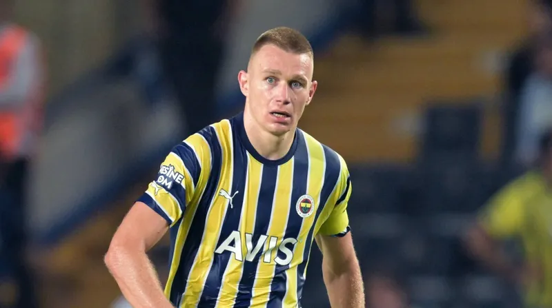 galatasaray-fenerbahcenin-eski-yildizina-imzayi-attiriyor-bu-transfer-super-ligi-sallar-1715960585293.jpg Galatasaray Fenerbahçe'nin eski yıldızına imzayı attırıyor! Bu transfer Süper Lig'i sallar-10