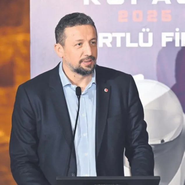 Hikaye yazma yolundalar