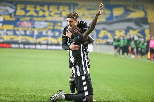 Fenerbahçe Beşiktaş maçında 2 gol atan Aboubakar'dan bomba açıklama-2