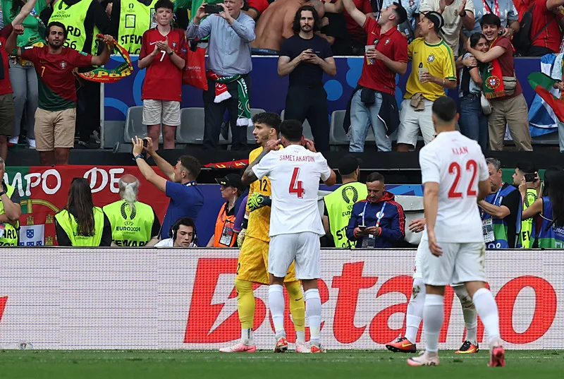 Montella'dan flaş kararlar: Arda Güler yedek! İşte Türkiye'nin Çekya maçı 11'i - 11