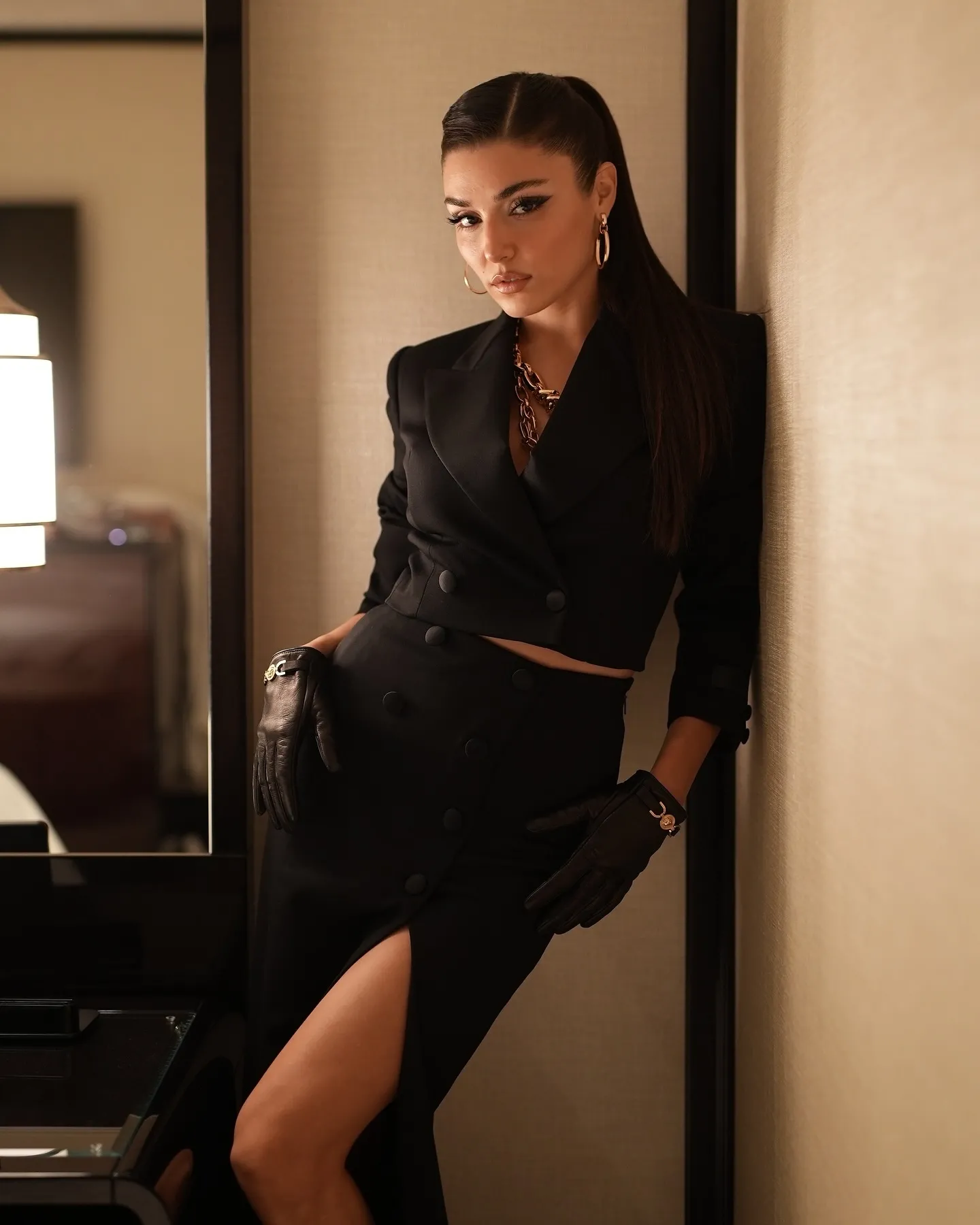 Hande Erçel’den 2 milyon dolarlık yatırım: Yeni evi büyüledi! - 1