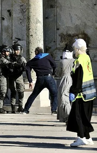 Son dakika: AK Parti Sözcüsü Ömer Çelik'ten İsrail'e 'Mescid-i Aksa' tepkisi