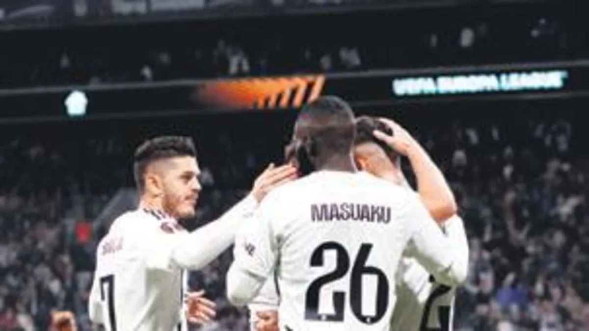 Kartal bir ilke imzasını attı!