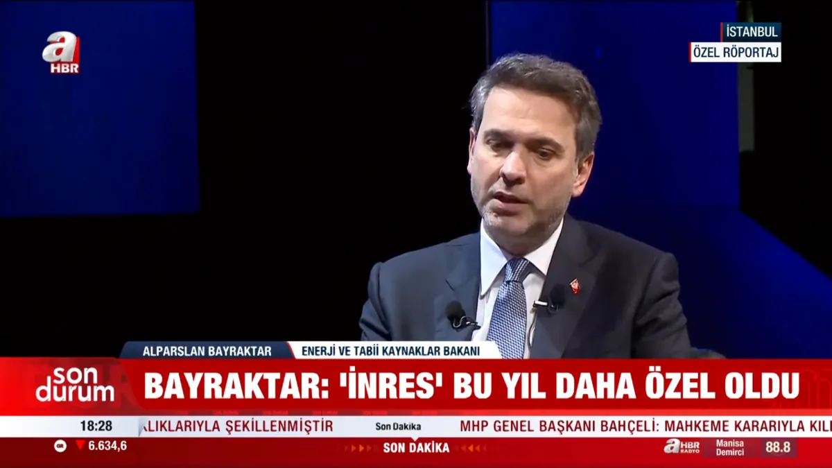 turkiye-enerjide-oyun-kuruyor-sessiz-devrim-yeni-koridorlarla-buyuyor-bakan-bayraktar-duyurdu-elektrigin-tanap-1779474404442.png Türkiye enerjide oyun kuruyor: Sessiz devrim yeni koridorlarla büyüyor | Bakan Bayraktar duyurdu: Elektriğin TANAP’ı geliyor-3