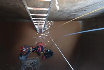 Su kuyusuna düştü!