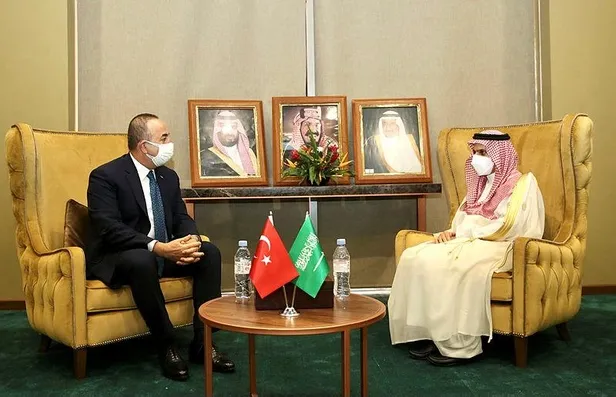 disisleri-bakani-cavusoglu-suudi-arabistanli-mevkidasi-al-saud-ile-gorustu-1606489396611.jpeg Dışişleri Bakanı Mevlüt Çavuşoğlu'ndan Niamey'de 3 kritik görüşme-1