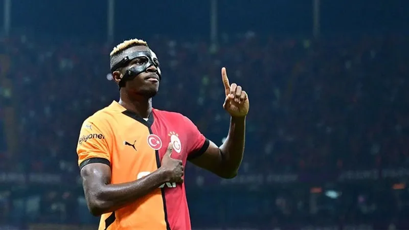 osimhen-paylasilamiyor-arsenal-manchester-united-ve-chelsea-yarisa-girdi-1740896834939.jpeg Osimhen (Takvim.com.tr)