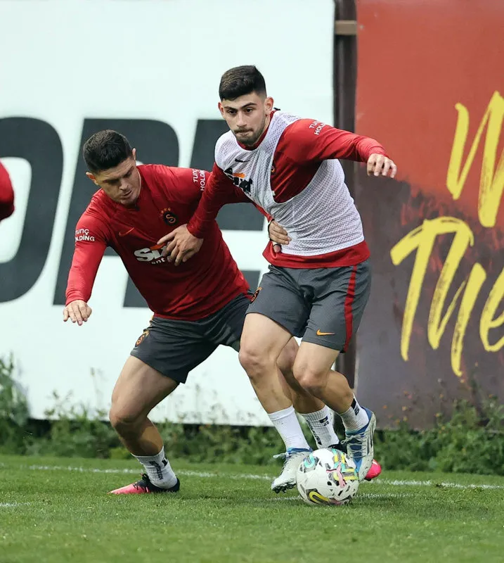 Galatasaray'da flaş ayrılık! Yıldız isim gitmek istiyor - 10
